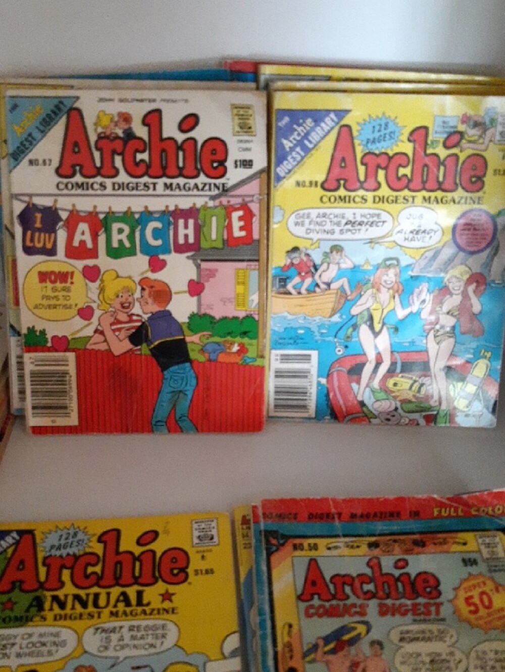 Archie Comics Digest Collection - Multicolor Kids Comics Set - Picture 5 of 7